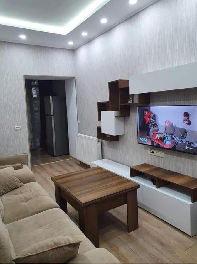 Nari Apartment Borjomi Exteriör bild